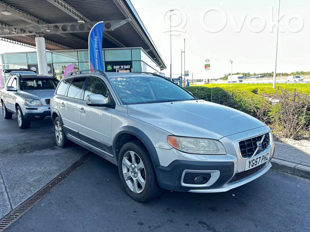 XC70 XC70  30737117