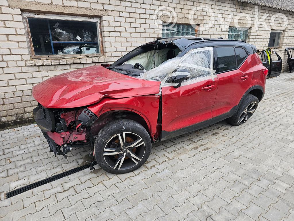 XC40 XC40  E01700100