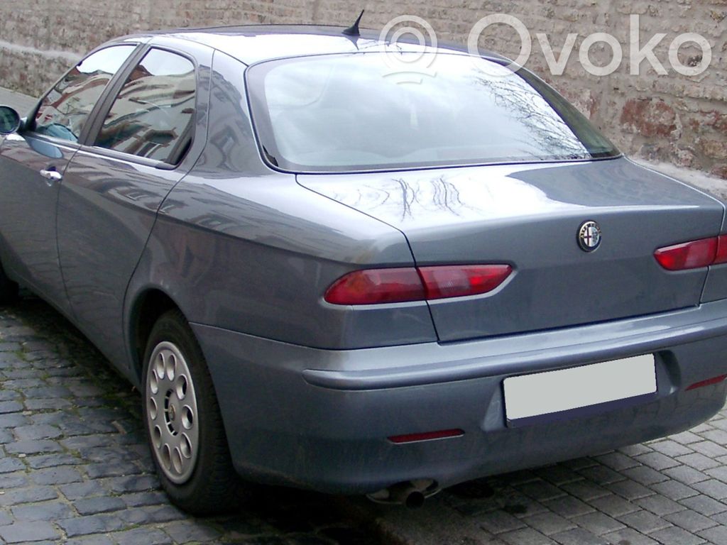 156 156  46761015