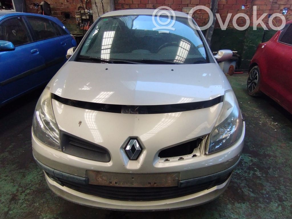 Clio III Clio  8200214896A