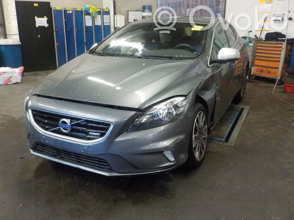 V40 S40, V40  31360888