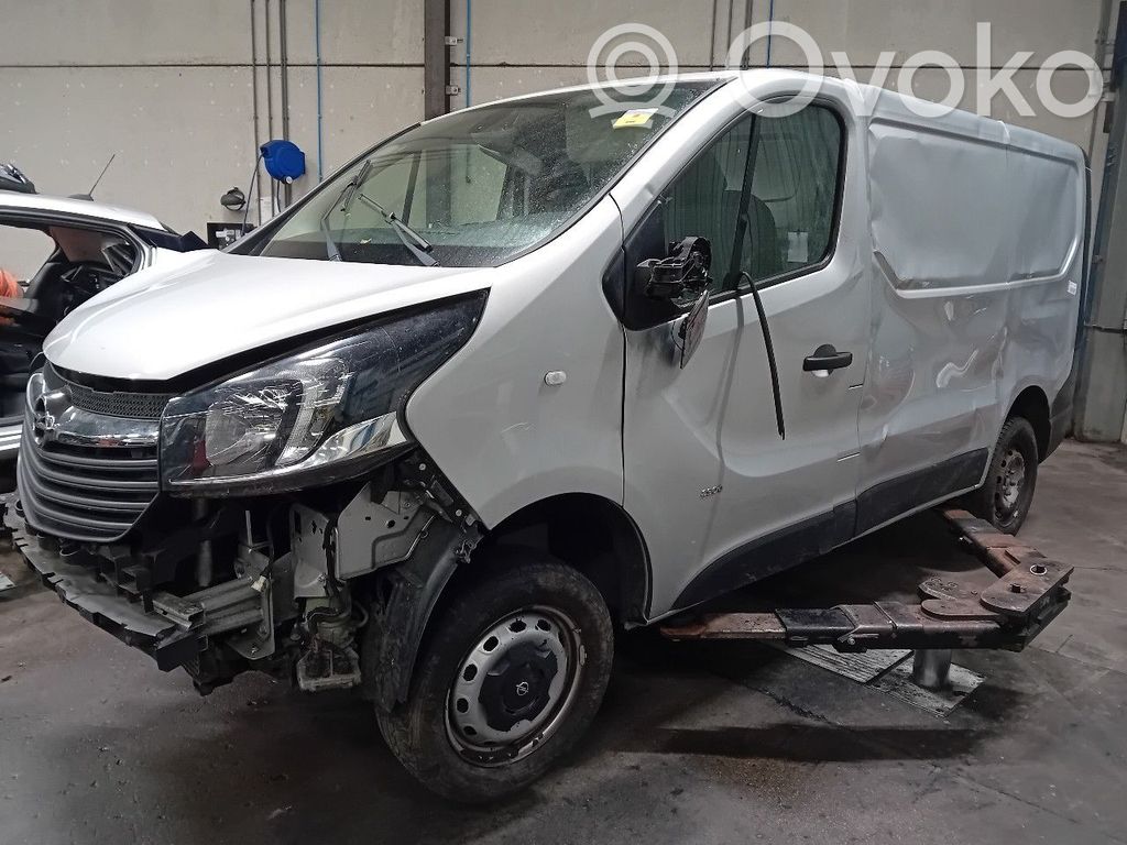 Vivaro Vivaro  R9M452