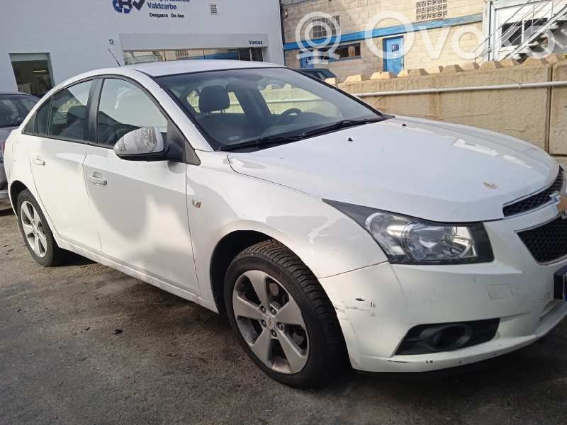 Cruze Cruze  96828235
