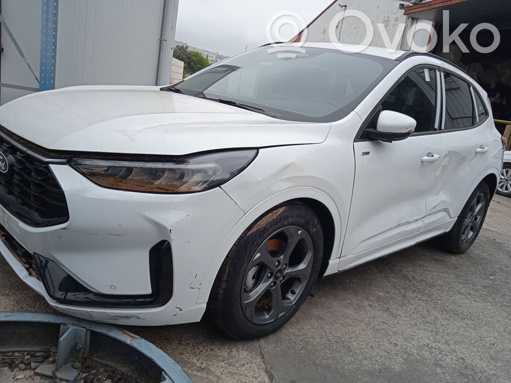Kuga III Kuga  SV4C2D335LE