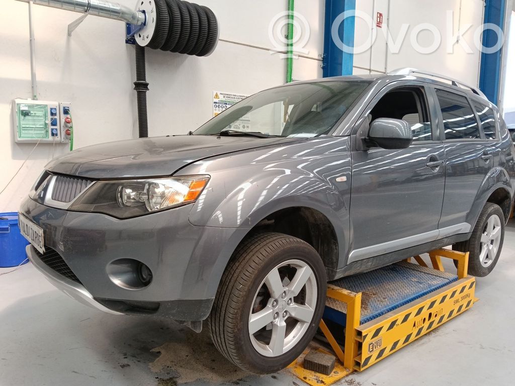 Outlander Outlander  5700A278