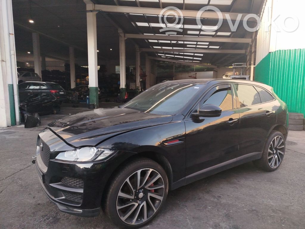 F-Pace F-Pace