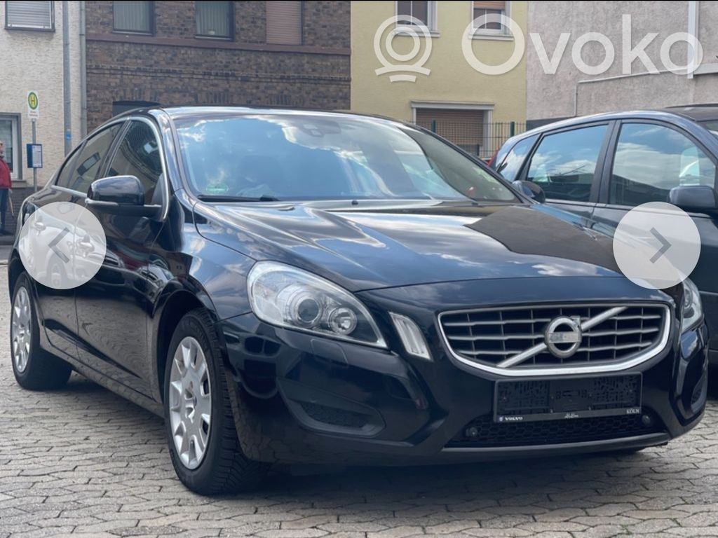 S60 S60  31280943